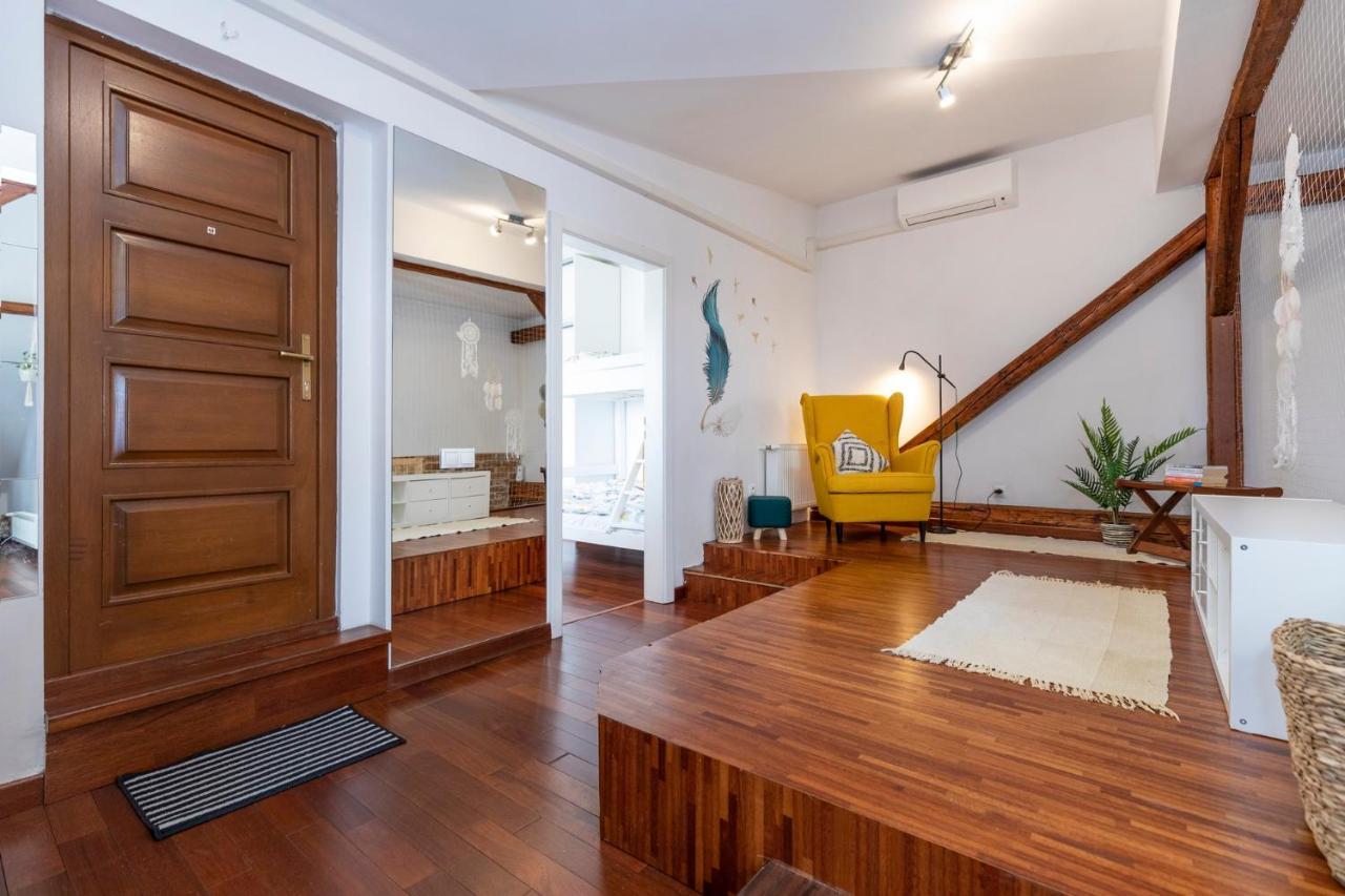 Beautiful And Romantic Penthouse With Two Terraces براتسيلافا المظهر الخارجي الصورة